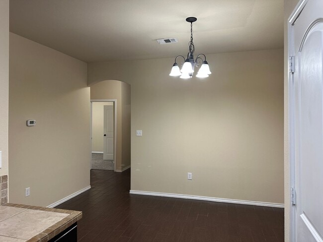 Building Photo - Townhome for rent