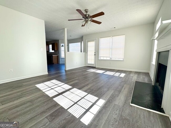 Building Photo - 1730 Bennett Dr