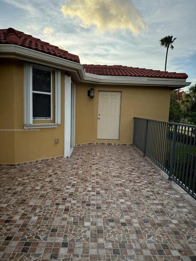 Building Photo - 17809 NW 16th St
