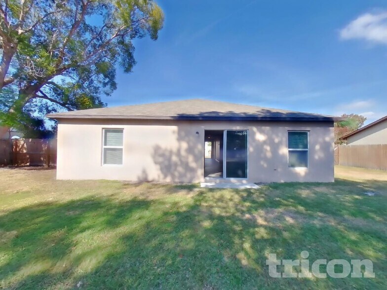 Building Photo - 9268 Gibralter St