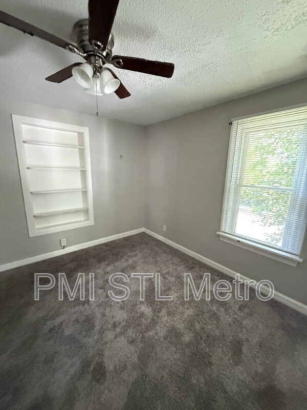 Building Photo - 2516 Tyrell Dr