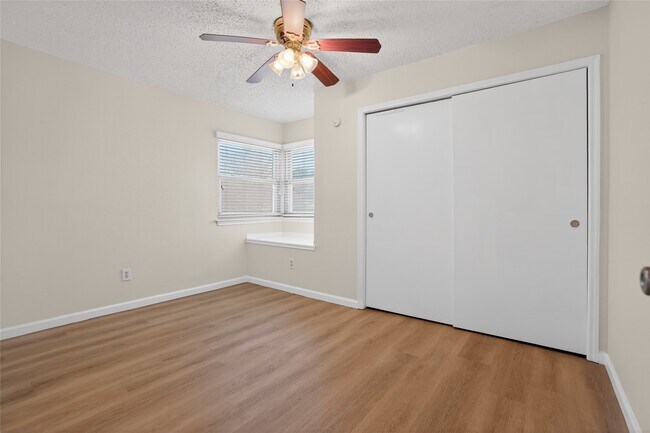 Building Photo - 1211 Berrystone Trail