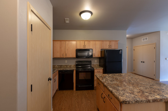 2 Bedroom - SoDo Flats