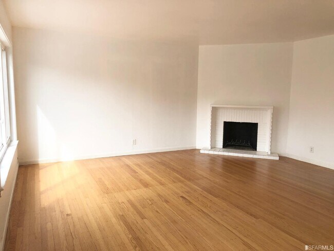 Building Photo - 2944 Taraval St
