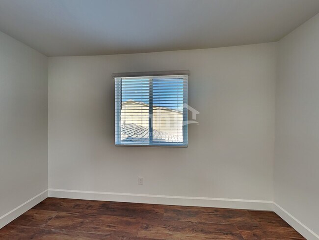 Building Photo - 9742 N Camino Benicardo