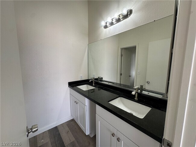 Building Photo - 6504 Eagle Creek Ln