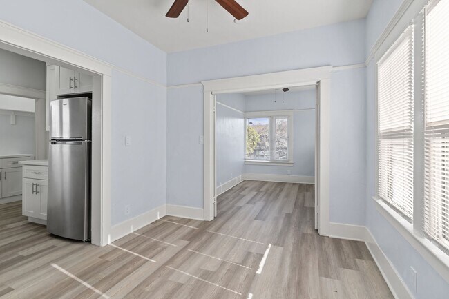 Interior Photo - 1049 E 5th Street