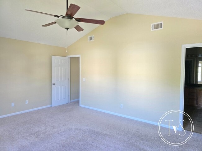 Building Photo - 139 Wax Myrtle Ct