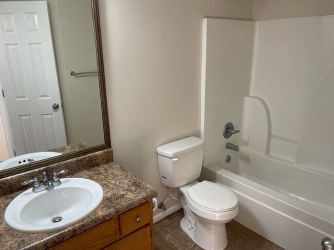 Building Photo - 36 Embecca Landing