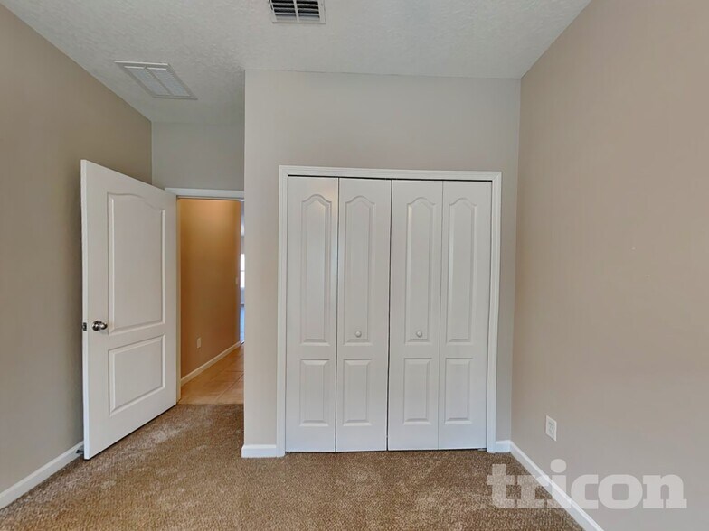 Building Photo - 124 Bloomfield Wy