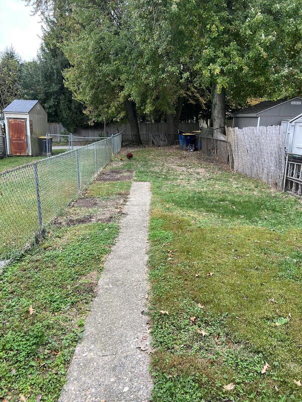 Building Photo - 105 Bungalow Ave