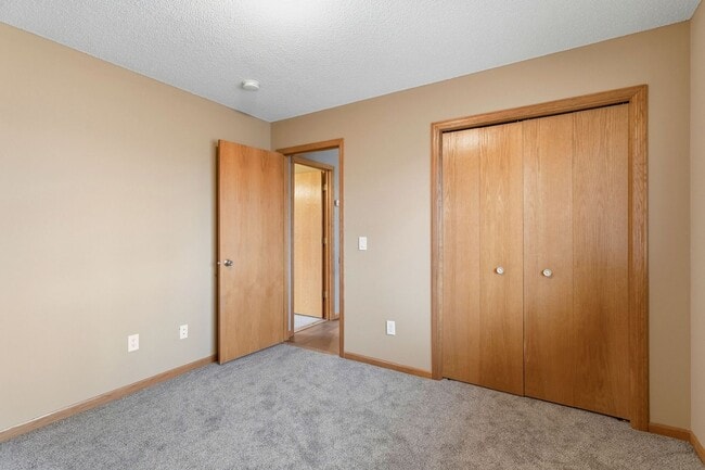 Building Photo - 1778 Klondike Dr NE
