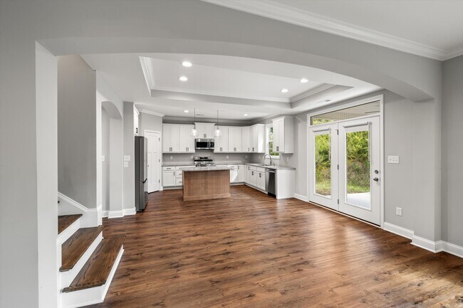 Building Photo - 9846 Foot Path Ln