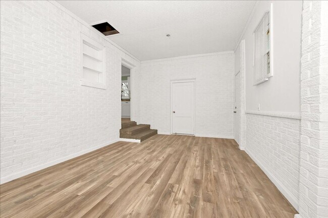 Building Photo - Charming 3-Bedroom 1.5 Bathroom Home in Decatur, AL – Move-In Ready!