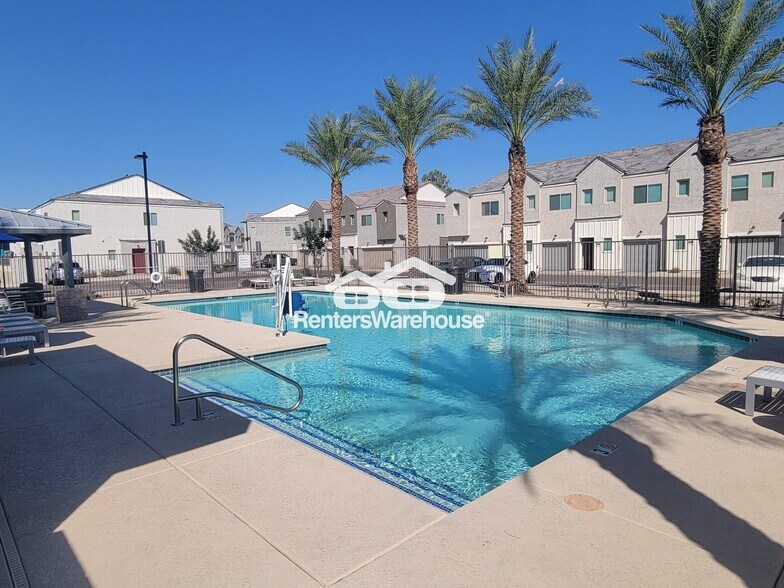 Building Photo - 2264 W Harmont Dr