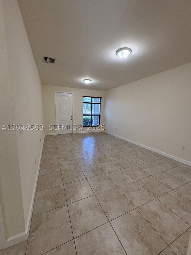 Building Photo - 17460 SW 153rd Ave