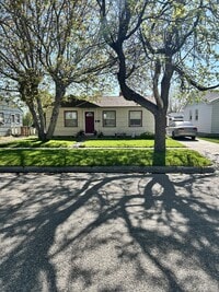 Building Photo - 2039 Normal Ave