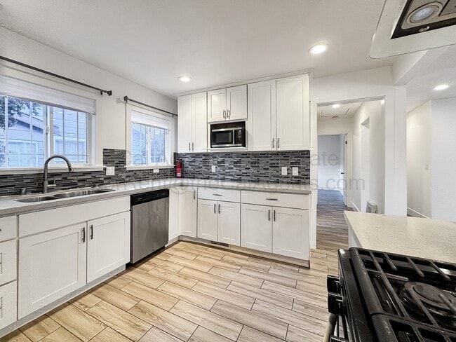 Building Photo - 2229 88th Ave