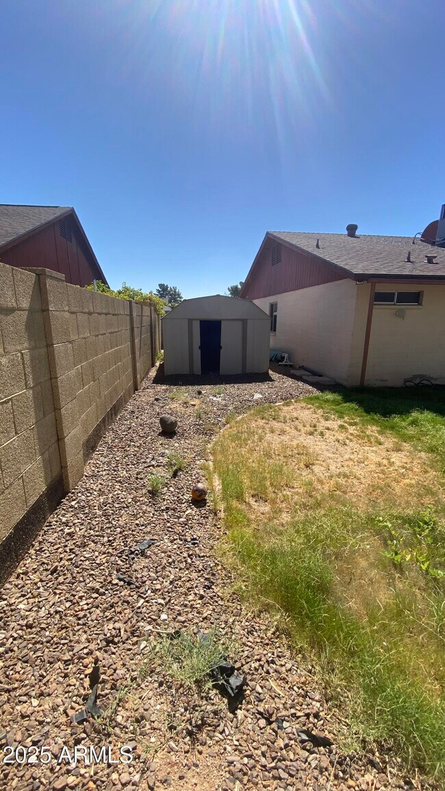 Building Photo - 16638 N 46th Ln
