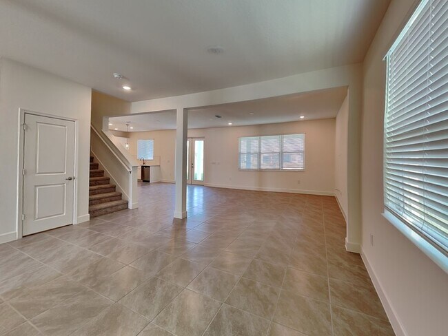 Building Photo - 3071 Sanctuary Dr