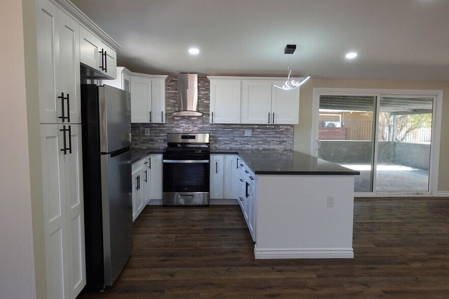 Building Photo - 38467 36th