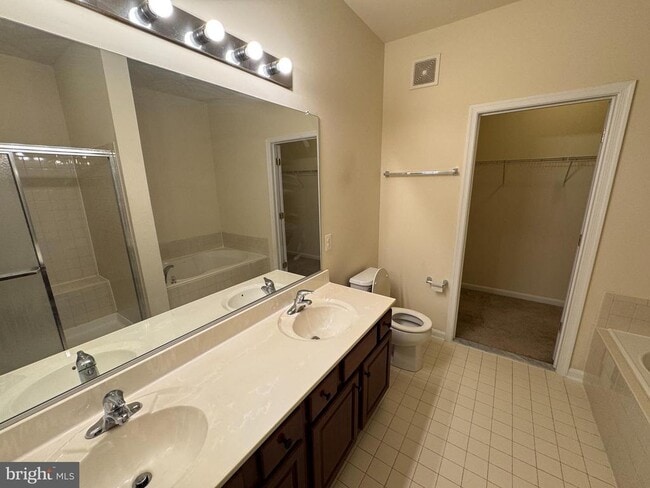 Building Photo - 5547 Lanier Ave