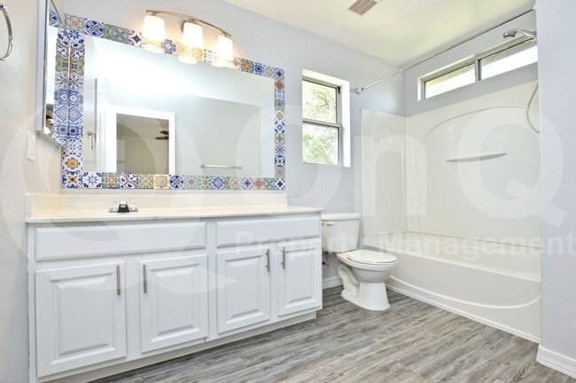 Building Photo - 1543 S Longspur Ln