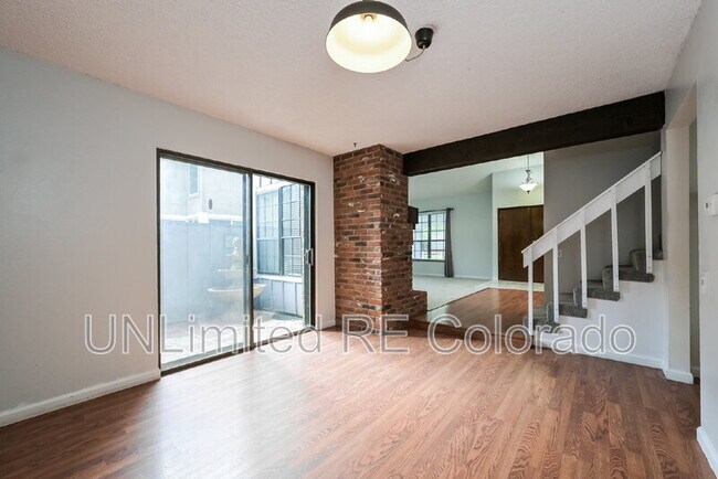 Building Photo - 12132 E Amherst Cir