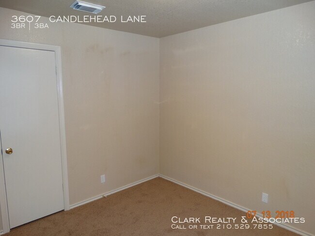 Building Photo - 3607 Candlehead Lane