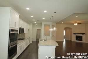 Building Photo - 3050 Bright Skies