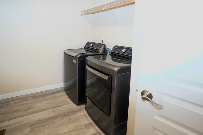 Building Photo - 4272 W Peak Cloud Dr