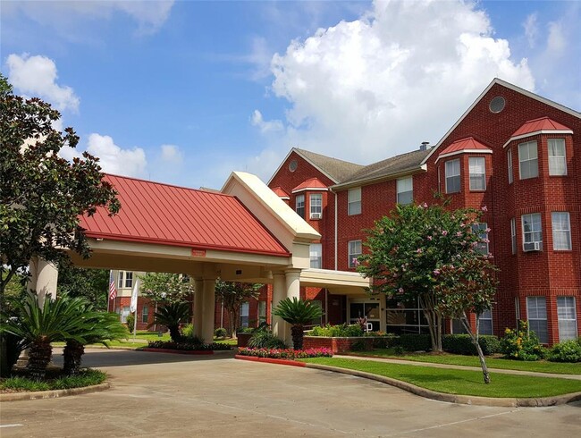 Building Photo - 8106 Creekbend Dr