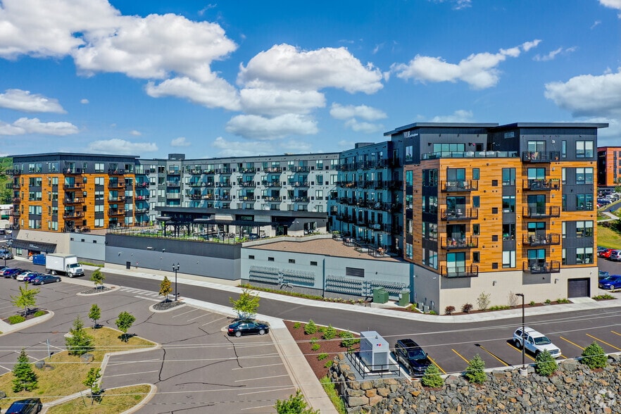 Building Photo - Vue at BlueStone