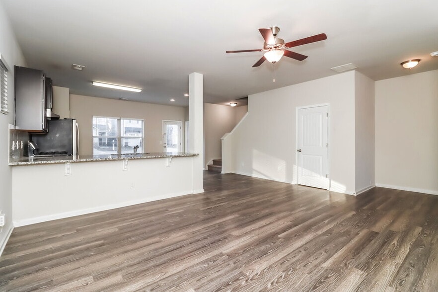 Building Photo - 143 Preserve Dr