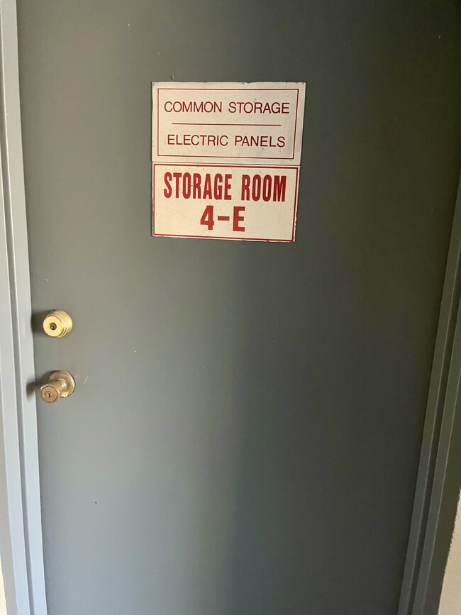 STORAGE ROOM - 217 Magnolia Rd