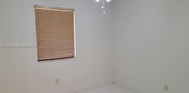 Building Photo - 10835 SW 41st Terrace