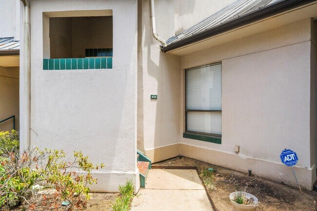 Building Photo - 4144 Greystone Way