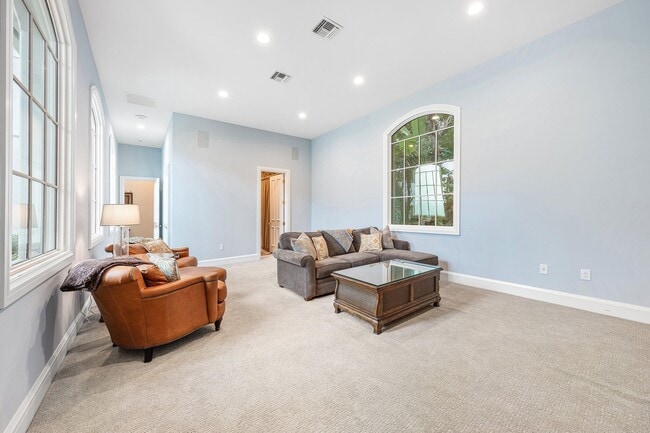 Building Photo - 2525 S Ocean Blvd