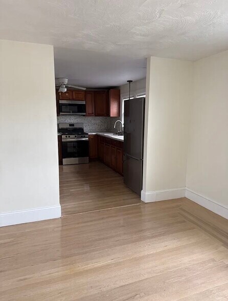 Building Photo - 14 Mink Rd