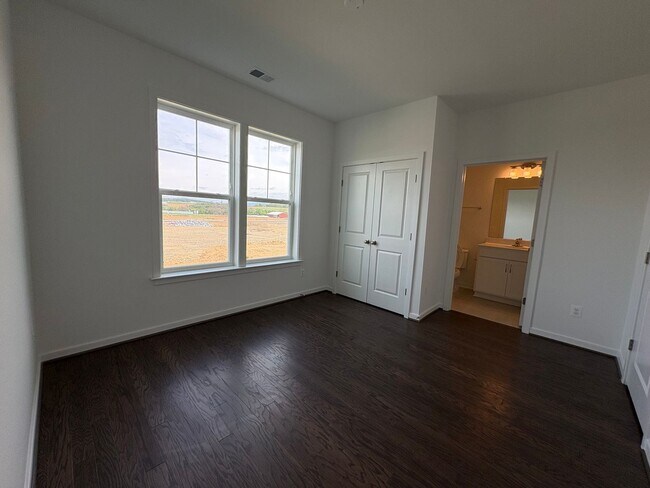 Building Photo - Brand New Construction in the Glen at Cooks Creek