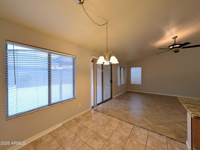 Building Photo - 15748 W Paradise Ln
