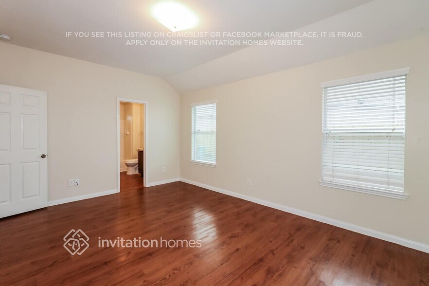 Building Photo - 18802 Dennington Dr