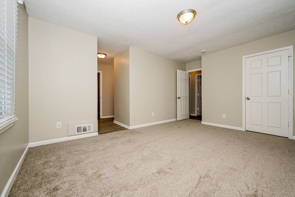 Building Photo - 976 Park Gate Pl