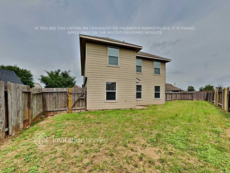 Building Photo - 810 Rosa Del Villa Ct