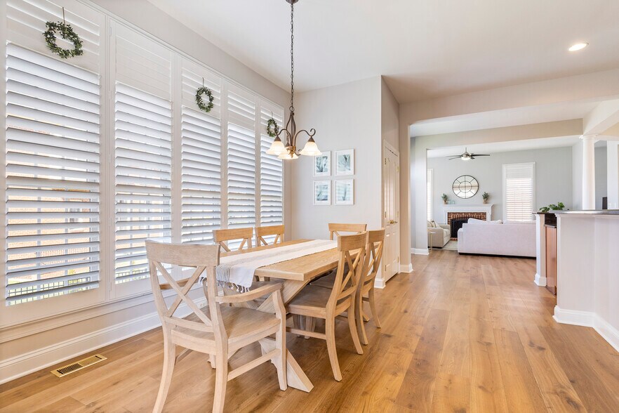 Building Photo - 4522 Mixed Willow Pl