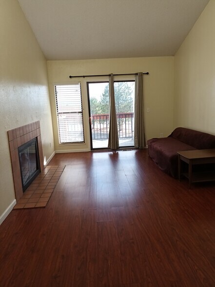 Building Photo - 2760 W 86th Ave