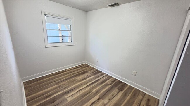 Building Photo - 5625 5th St