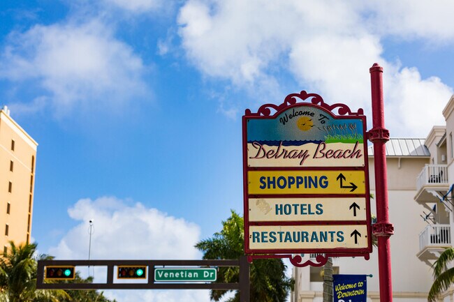 Building Photo - 7020 Half Moon Cir