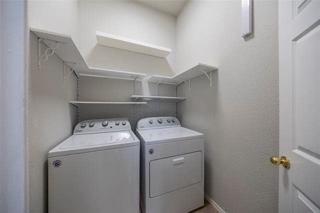Building Photo - 10403 Joy Dr