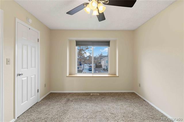 Building Photo - 693 Delwood Ct